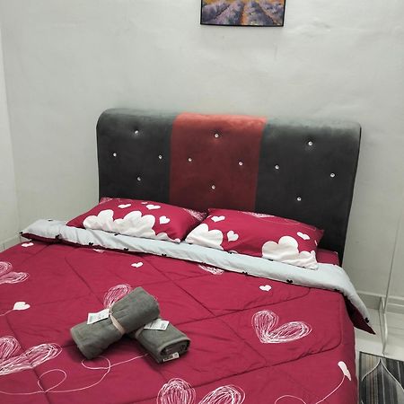 Anggun Homestay 斯里伊斯兰德 外观 照片